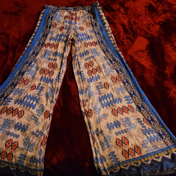 Pants - Picture 4 of 8